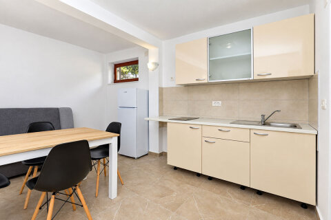 A2 - apartmány Roza, Mandre, ostrov Pag, Chorvatsko