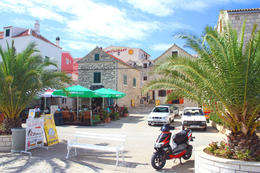 Primošten - restaurace, Chorvatsko