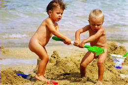 Písečná pláž Planjka, Stará Novalja, ostrov Pag, Chorvatsko