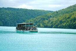 Chorvatsko, národní park Plitvice, jezera a vodopády